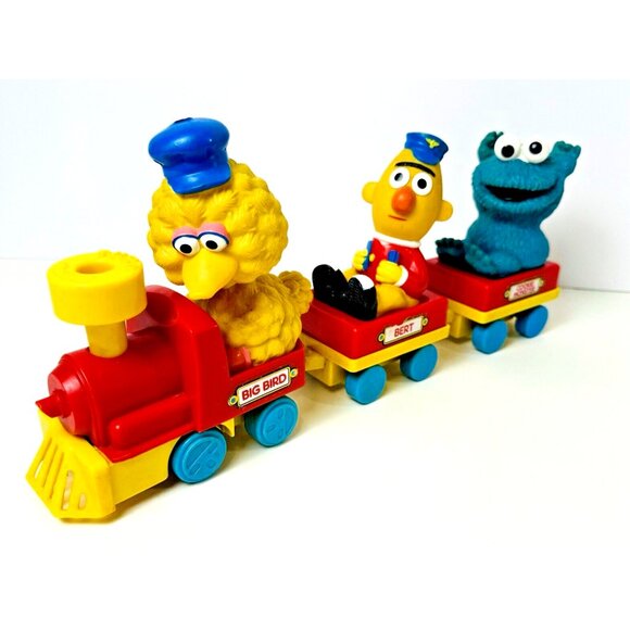 Big Bird's Wind Up Train 1989 Vintage Sesame Street Bert Cookie Monster Illco - Picture 2 of 16
